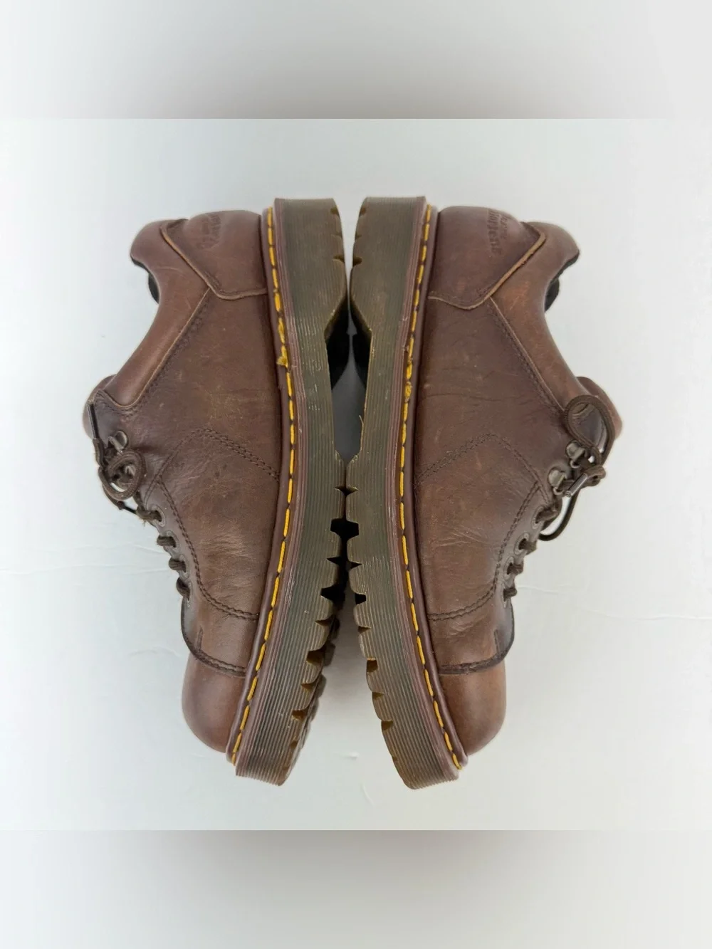 Vintage 90s Y2K Dr. Martens 8312 size 10 Men’s Brown Leather Chunky Oxford Shoes